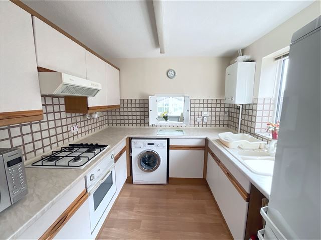 Property photo 2 of 19 Kitchen