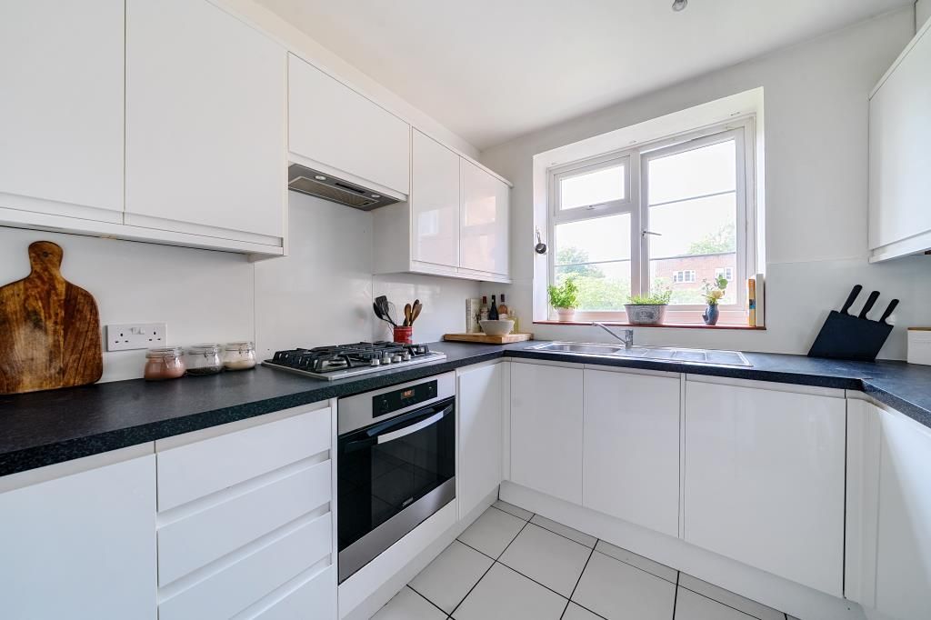 Property photo 1 of 16 Kitchen