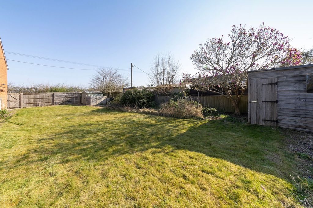 Property photo 2 of 7
