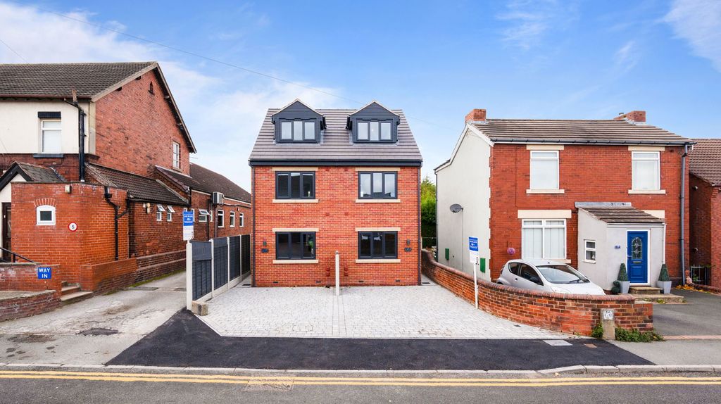 Property photo 1 of 34