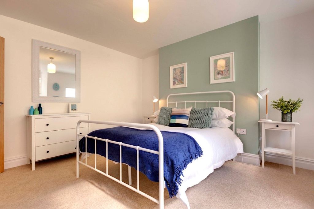 Property photo 2 of 6 Picture No. 02