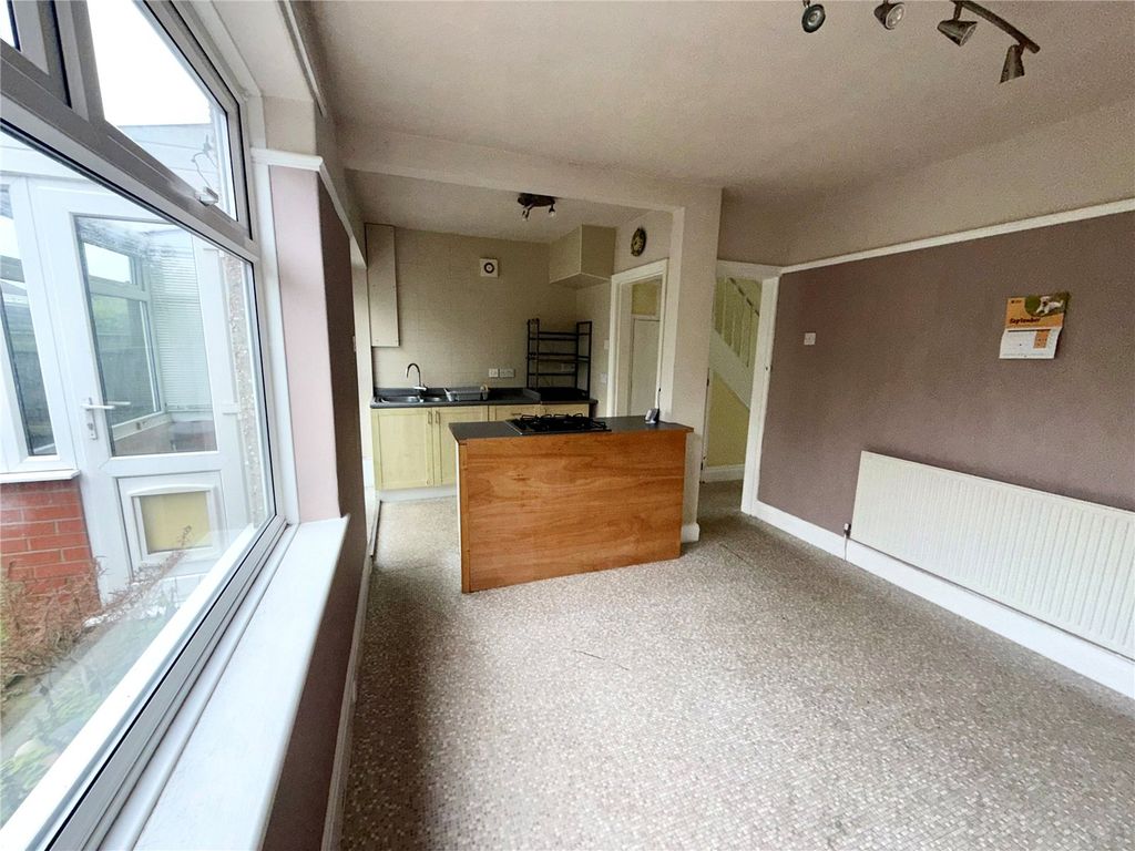 Property photo 3 of 10 Picture No. 11