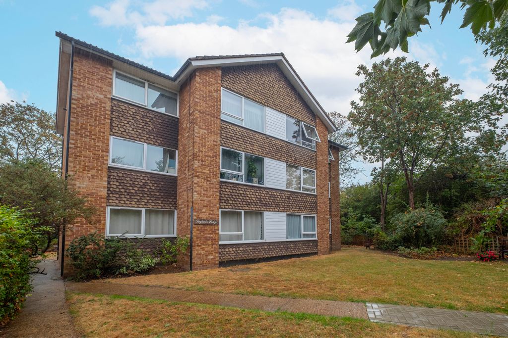 Property photo 1 of 5