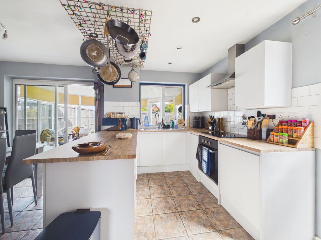 Property photo 3 of 22