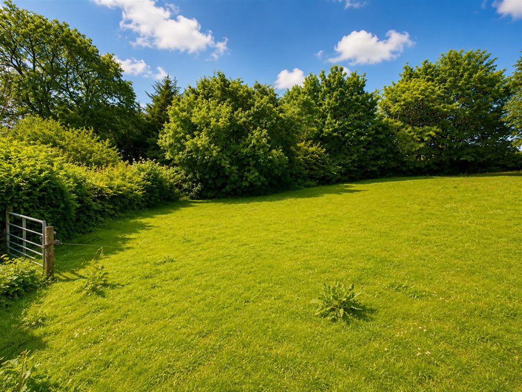 Property photo 2 of 23 Paddock Area.Png