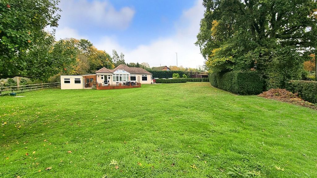 Property photo 1 of 27 Picture No. 36