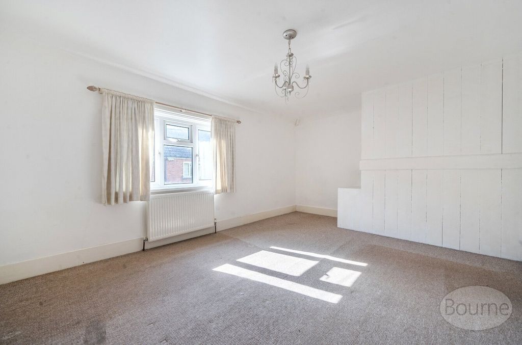Additional image 7 of 3 bed semi-detached house for salePenns Road, Petersfield, Hampshire GU32