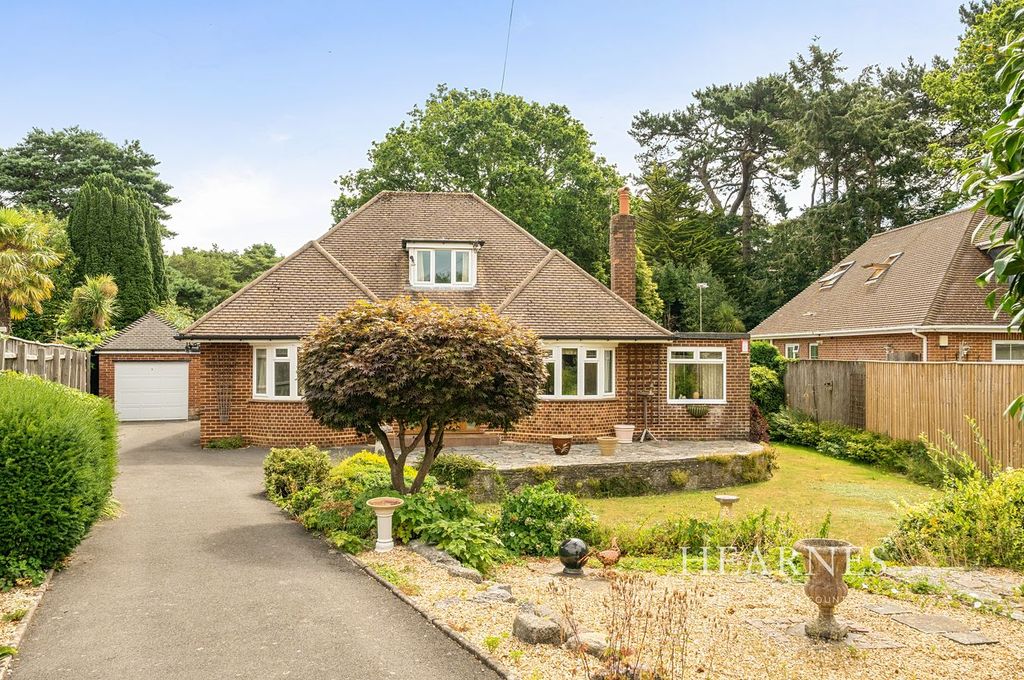 Property photo 1 of 23