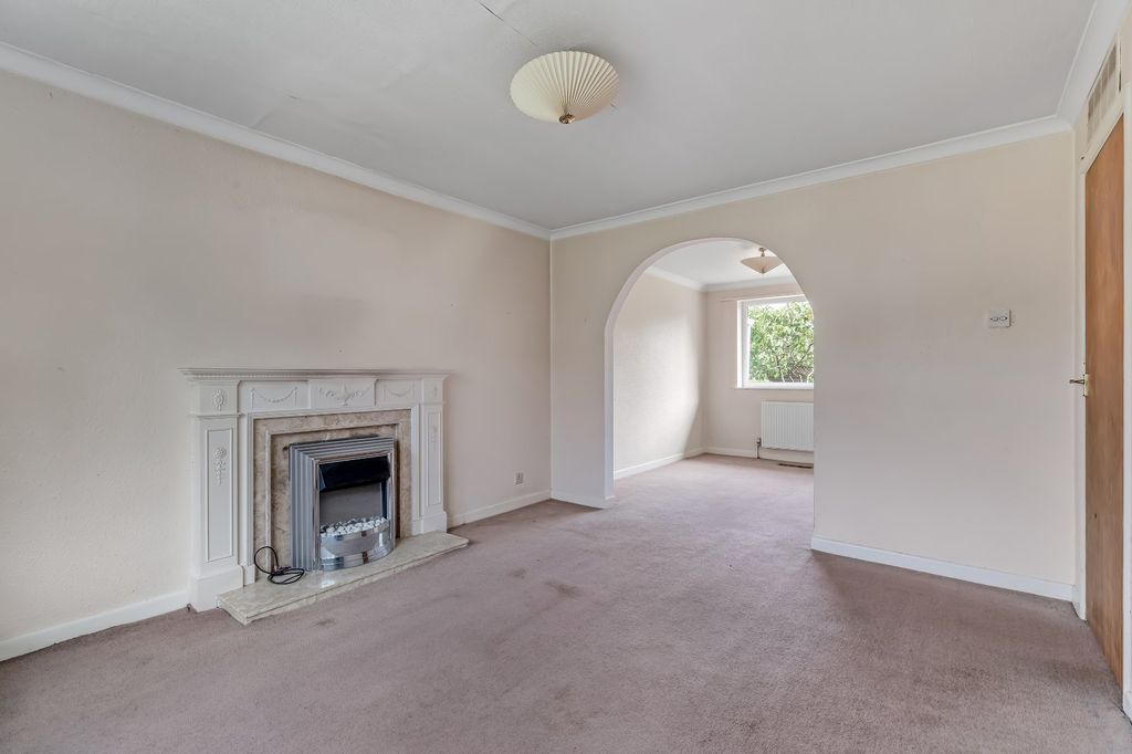 Property photo 3 of 17 Picture 3