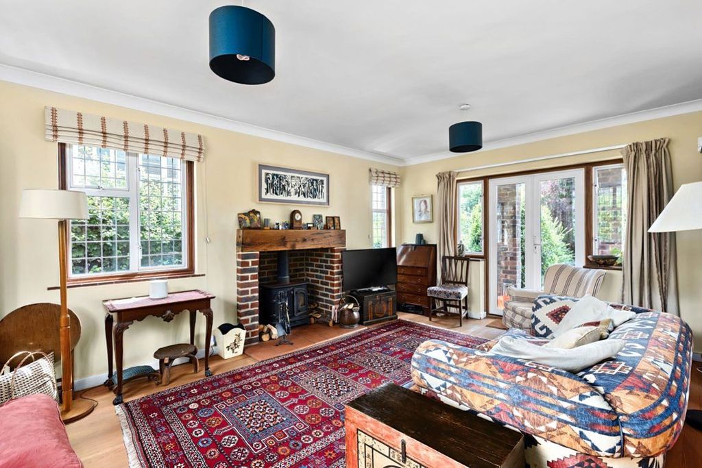 Property photo 3 of 13