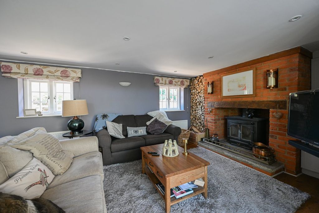 Property photo 3 of 15