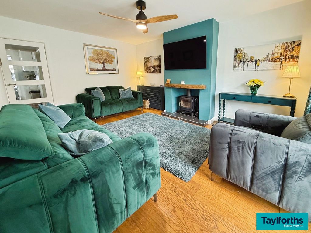 Property photo 2 of 24