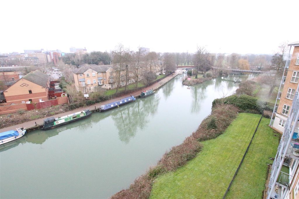 Property photo 3 of 9 40 Lion Balcony.Jpg