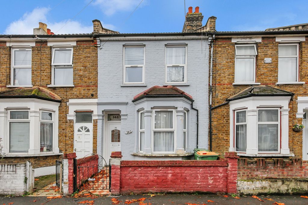 Property photo 1 of 30