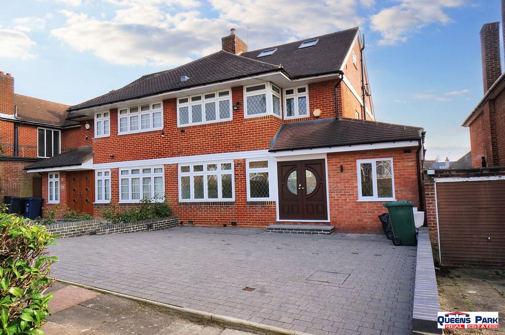 Property photo 1 of 19