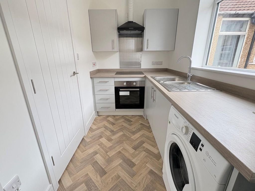Property photo 1 of 10 7.Jpg