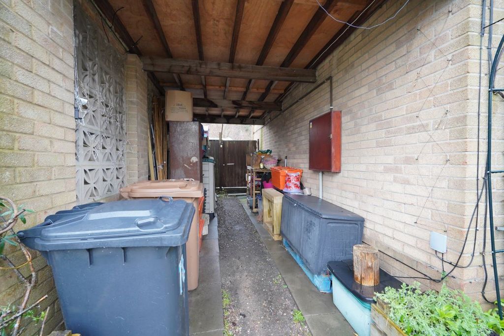 Property photo 2 of 2