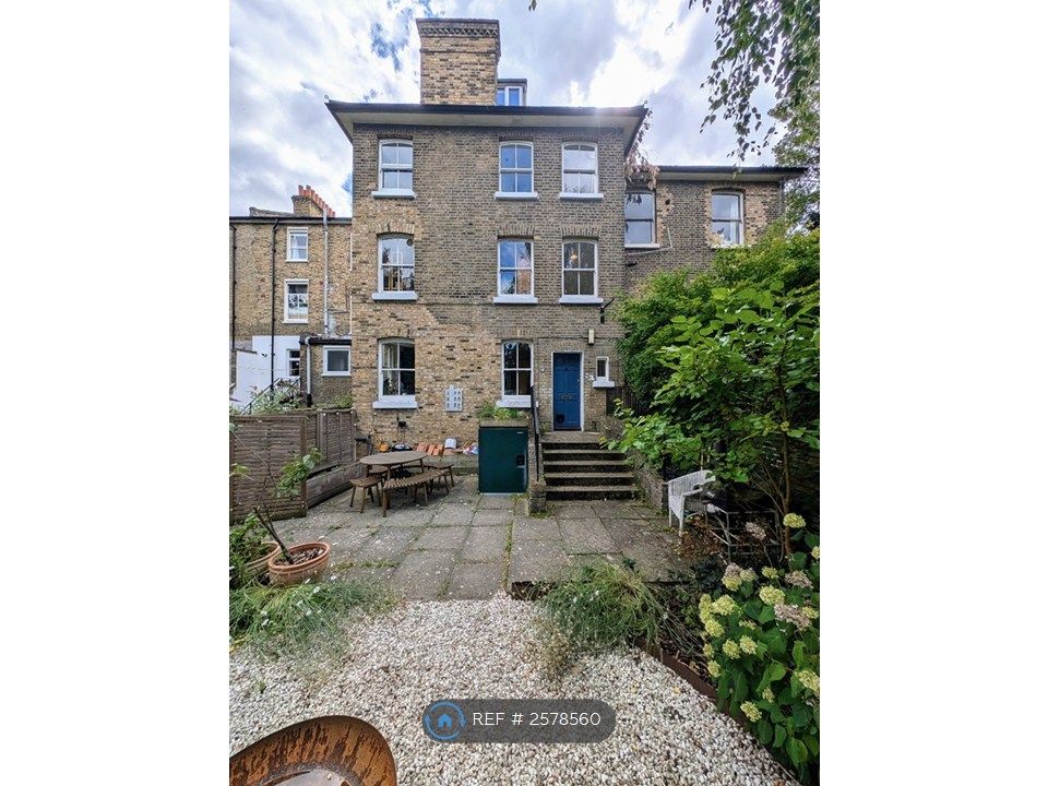 Property photo 1 of 18 The Maisonette, At Rear Of Building