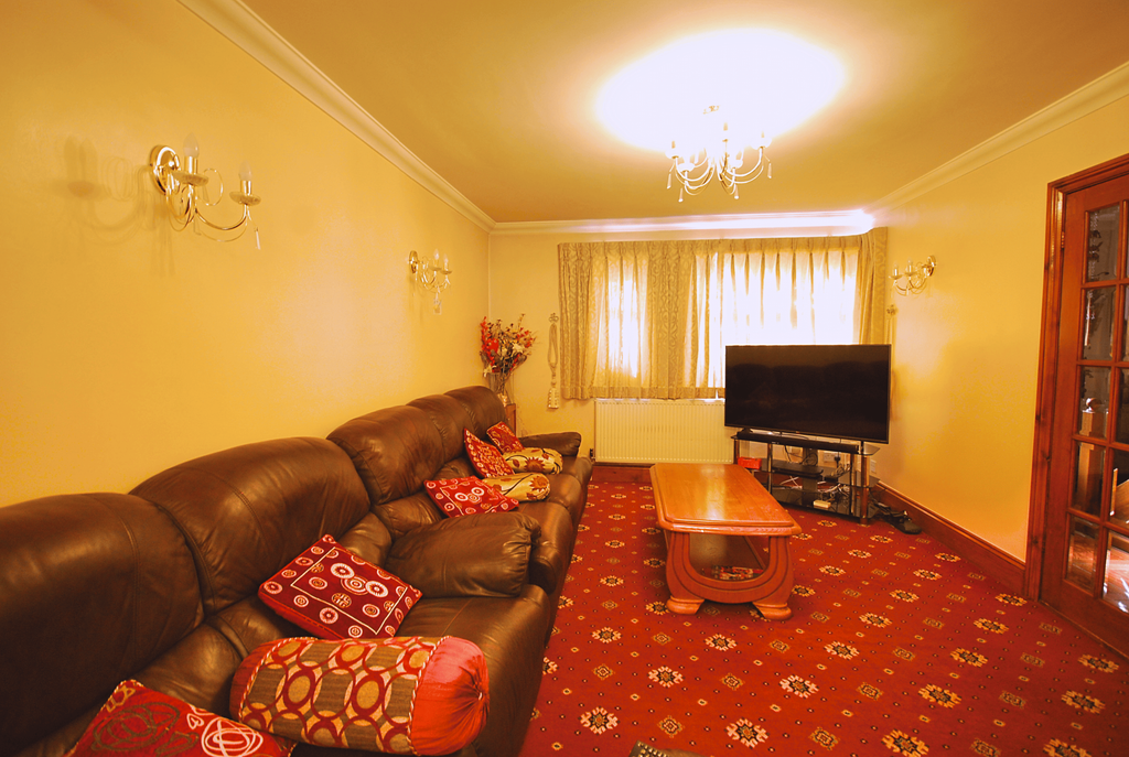 Property photo 3 of 20