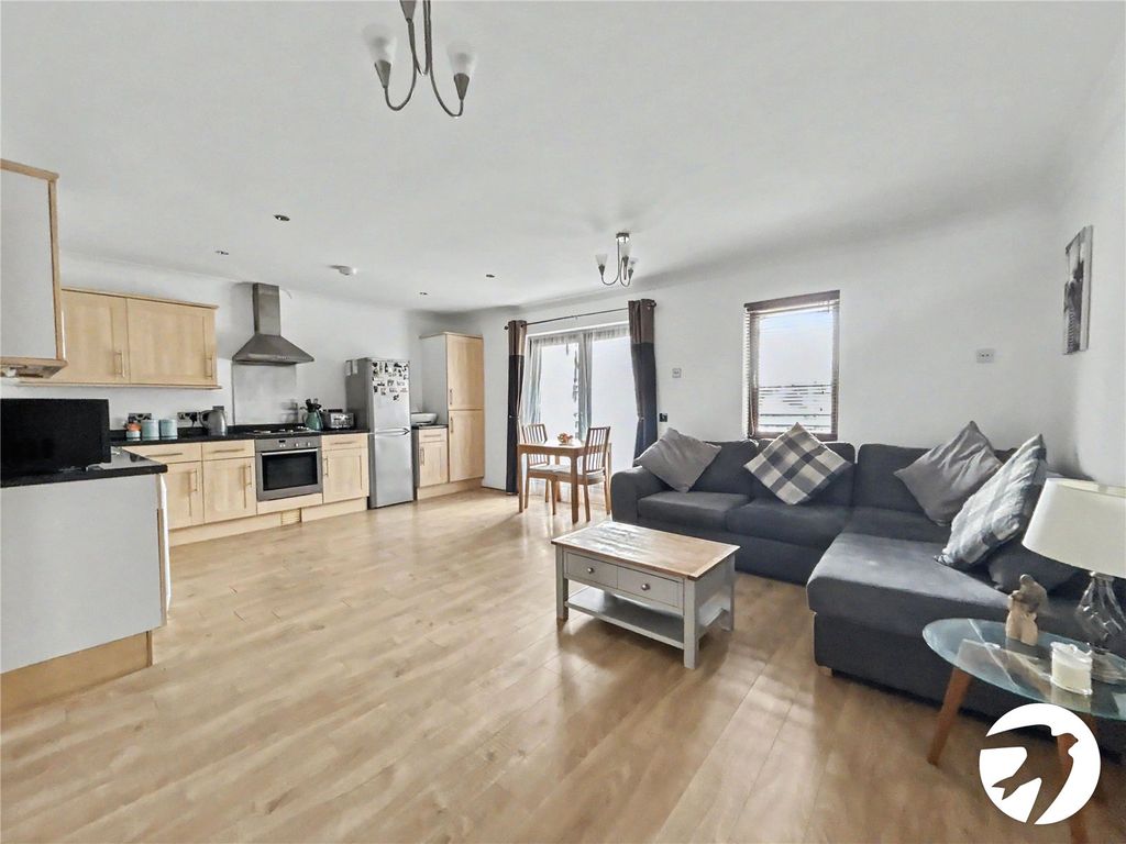 Property photo 2 of 25 Picture No. 61