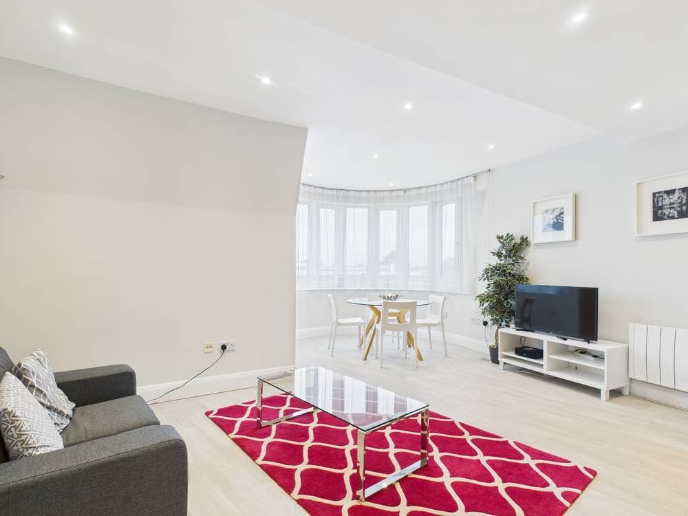 Property photo 3 of 11 Picture No. 31