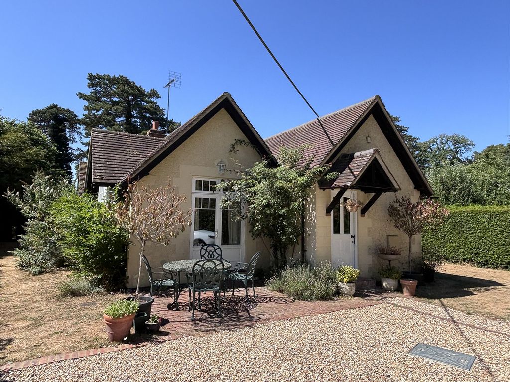 Property photo 1 of 29