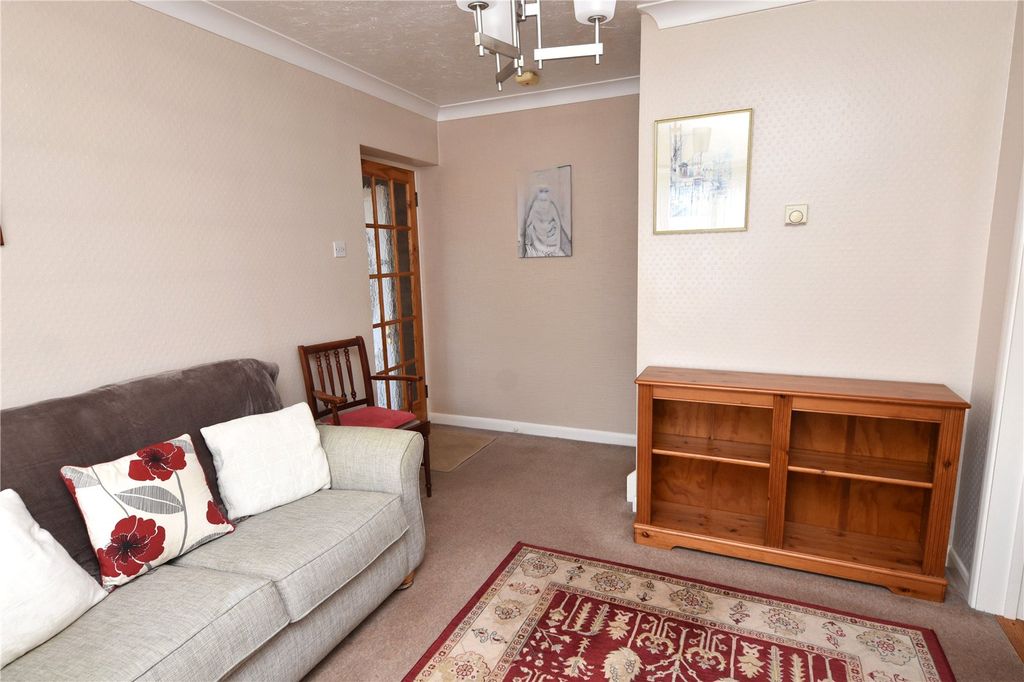 Property photo 3 of 11 Picture No. 08