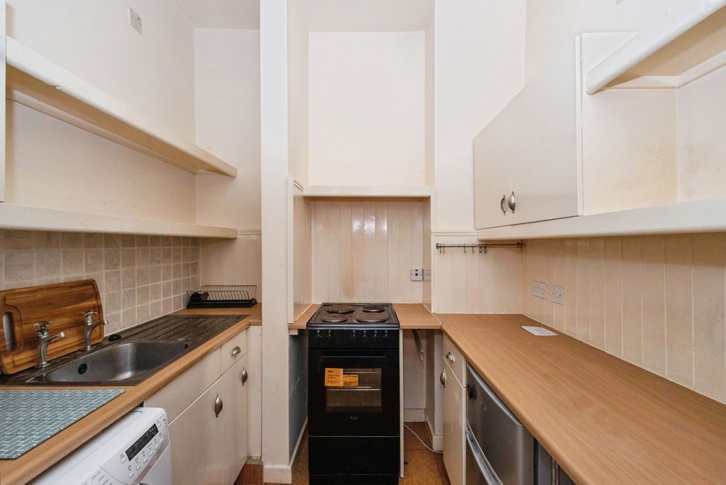 Property photo 3 of 23 Pbox-Img.Jpg