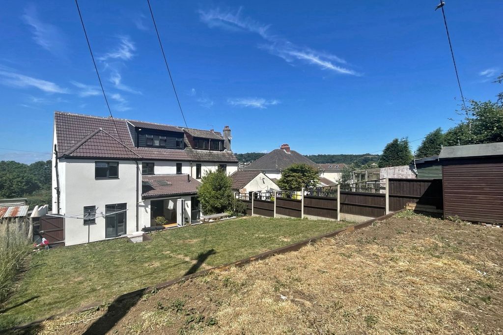 Property photo 1 of 26