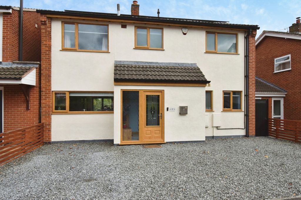 Property photo 2 of 27 Pbox-Img.Jpg