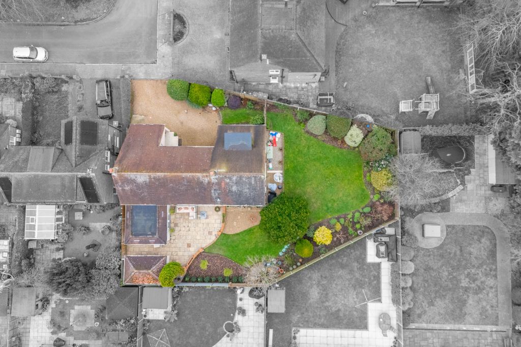 Property photo 3 of 24 4548843