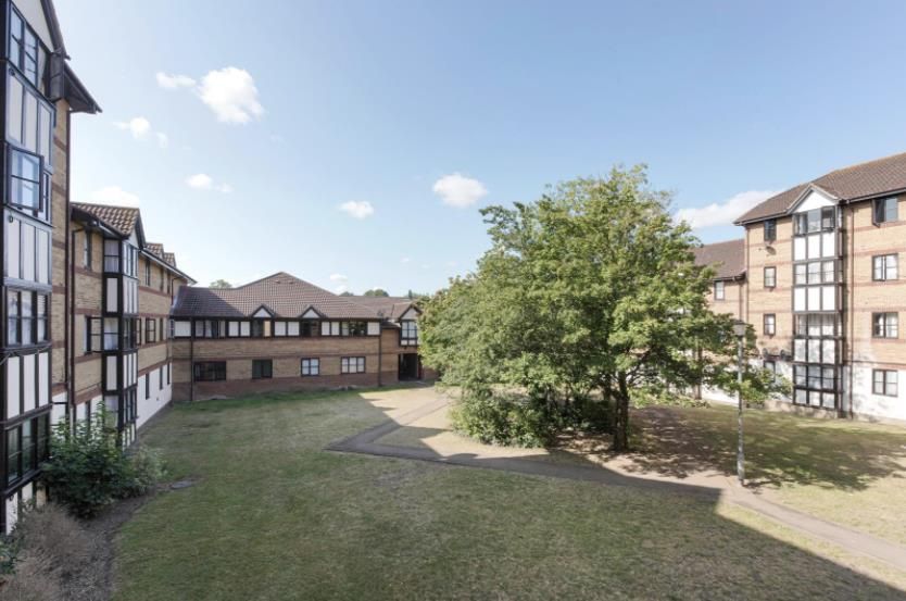 Property photo 2 of 5 314 Somerset Gardens