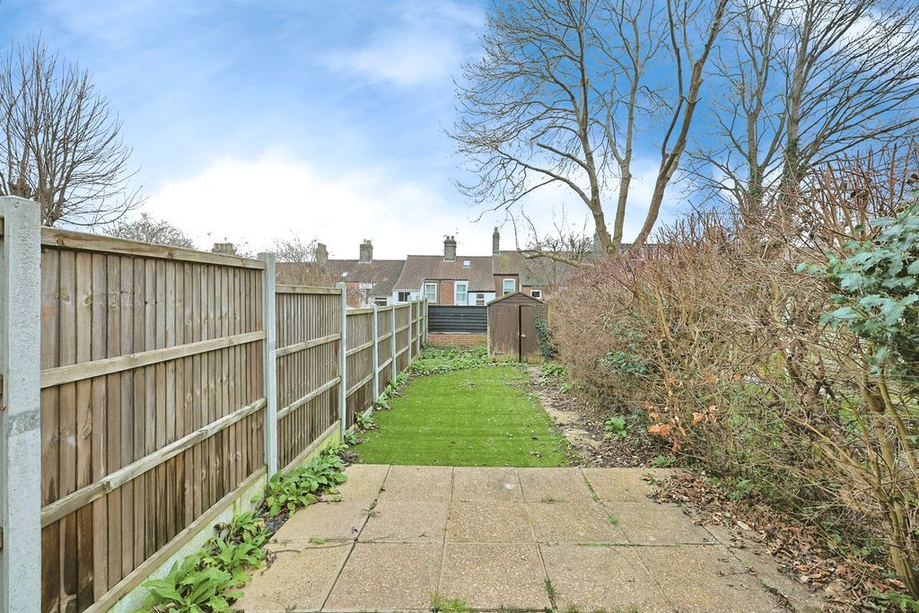 Property photo 1 of 14 External