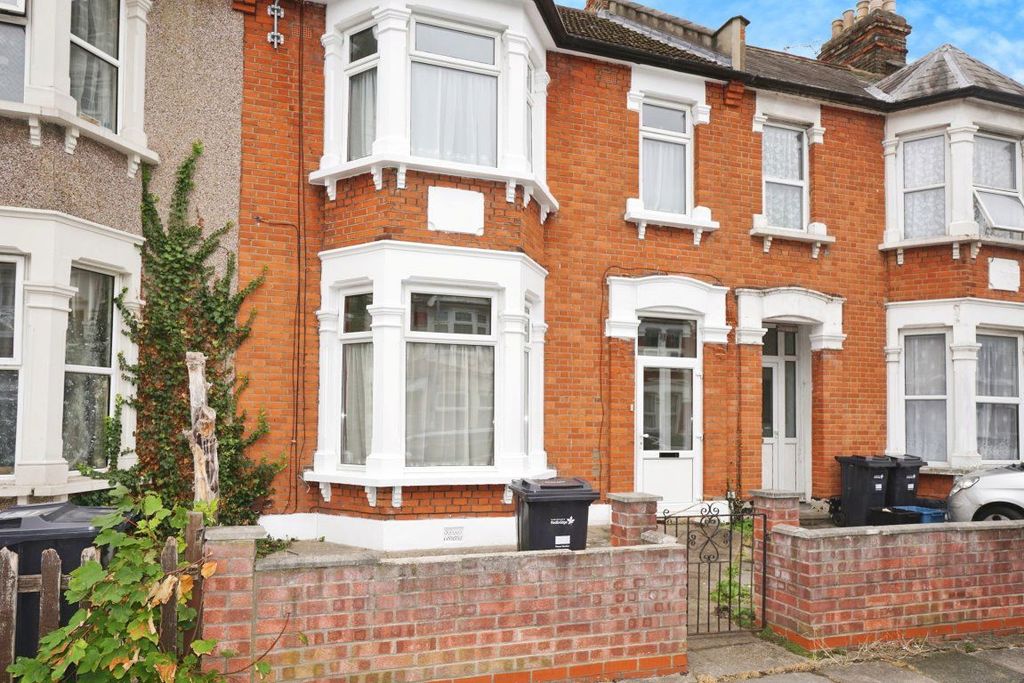 Property photo 1 of 14