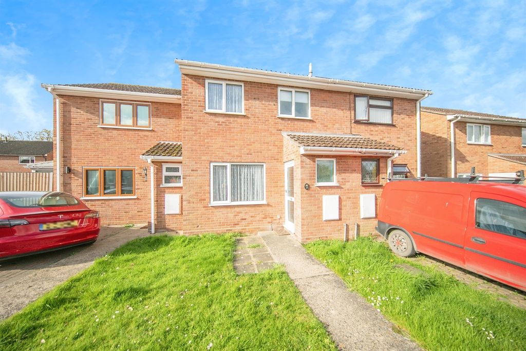 Property photo 1 of 16