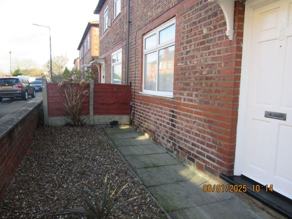 Property photo 3 of 35