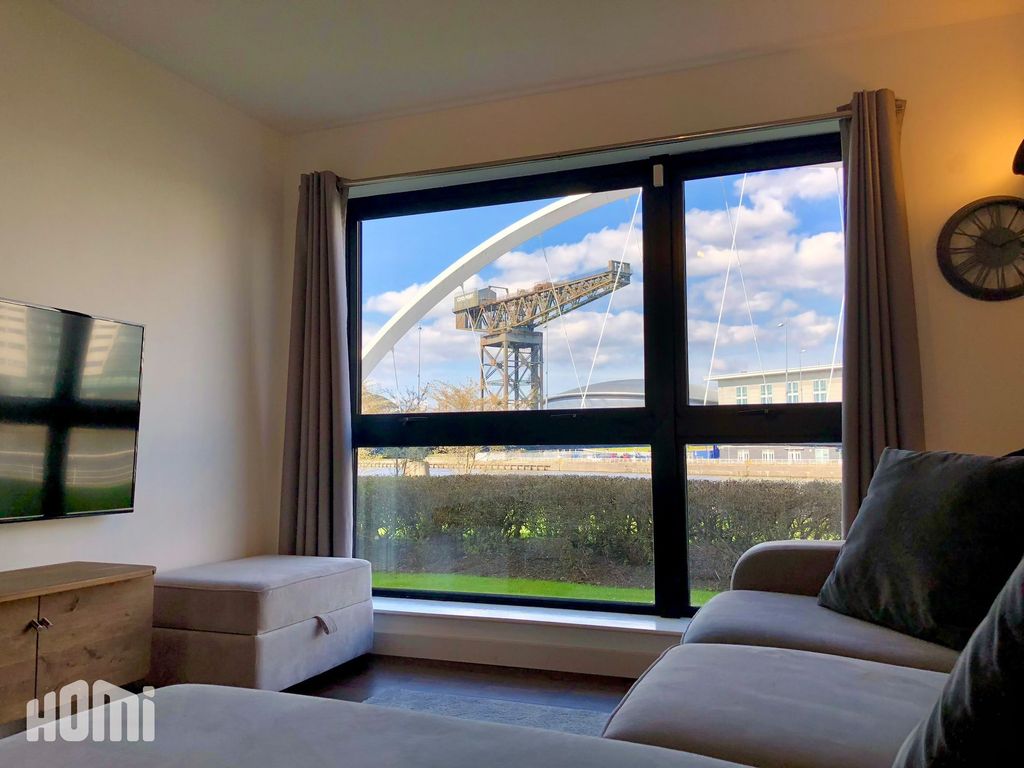 Property photo 2 of 27