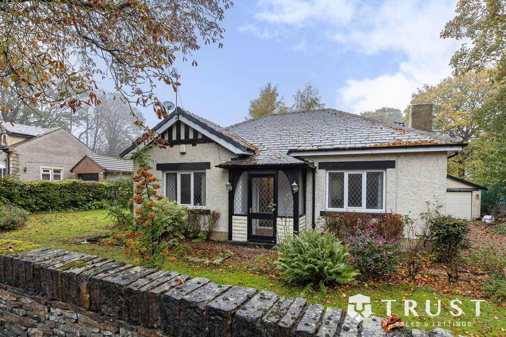 Property photo 1 of 33