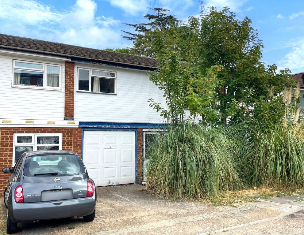 Property photo 1 of 9