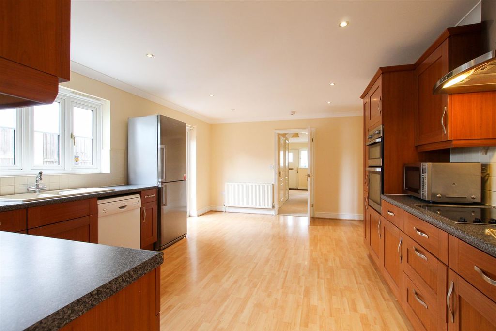 Property photo 3 of 30 Img_6724.Jpg