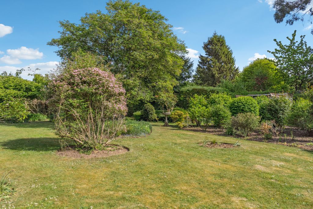 Property photo 2 of 38
