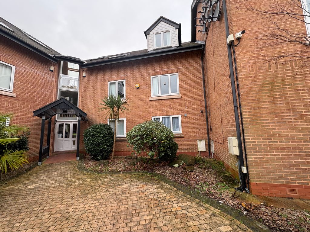 Property photo 1 of 14