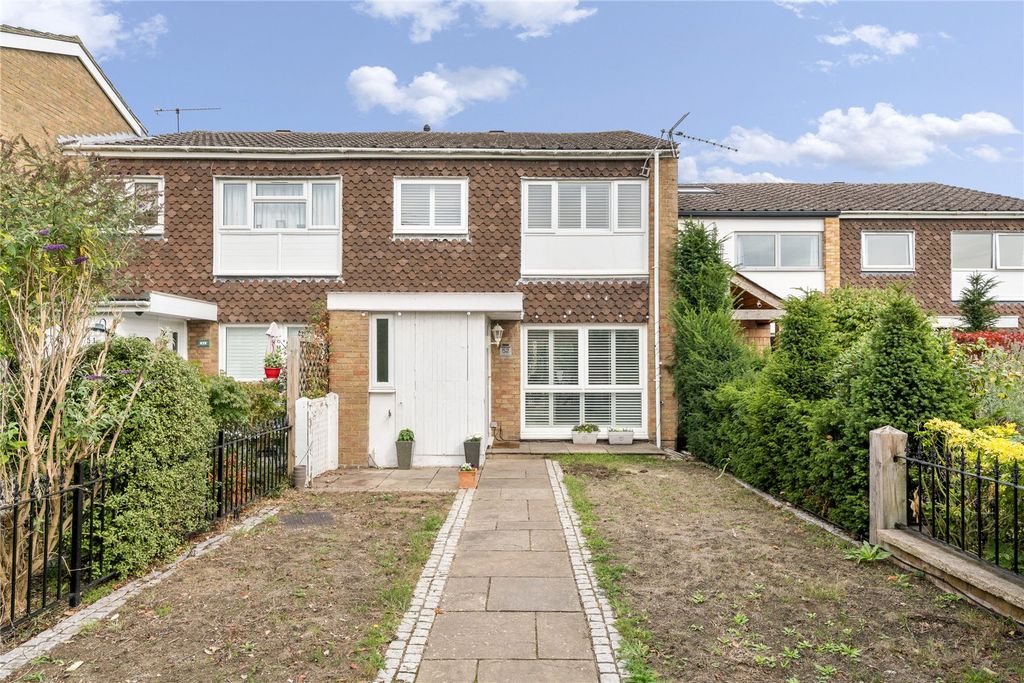 Property photo 1 of 19 External View