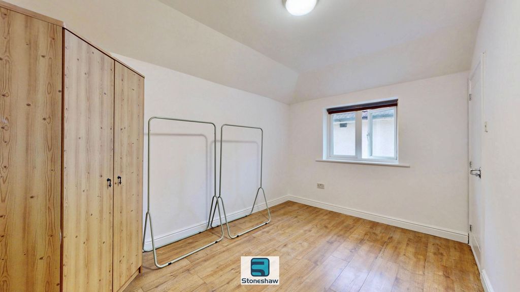 Additional image 8 of 7 bed end terrace house for saleSt. Georges Road, Dagenham RM9