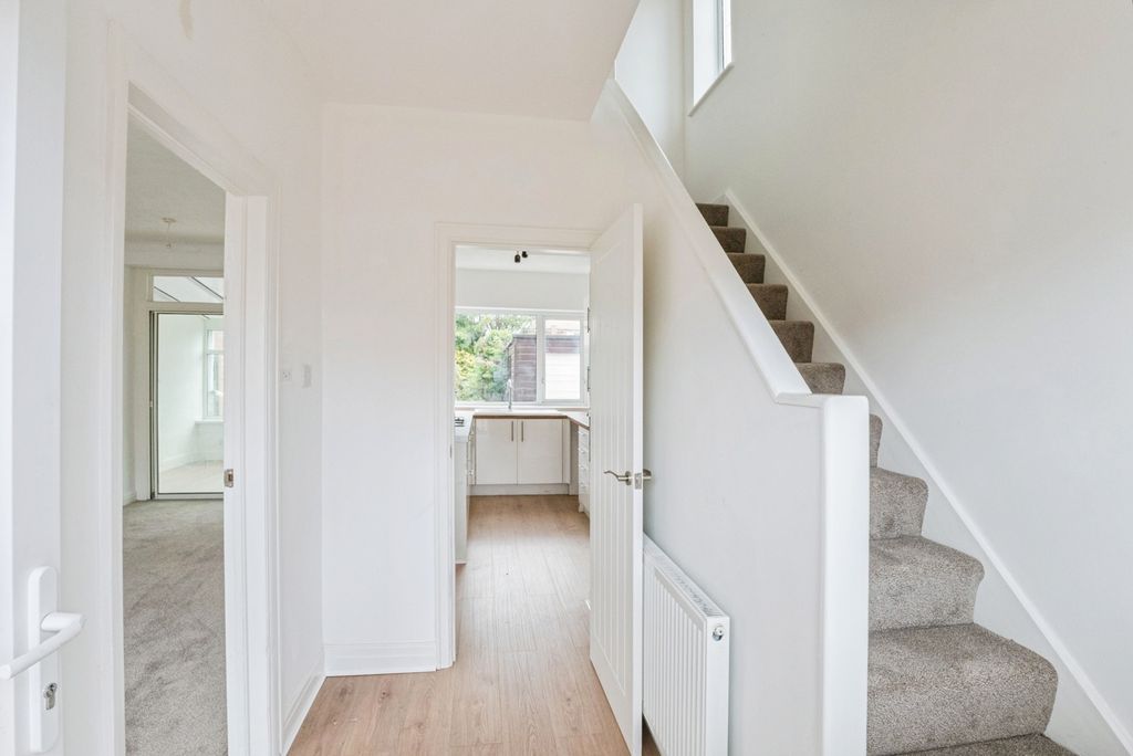 Property photo 2 of 18 Pbox-Img.Jpg