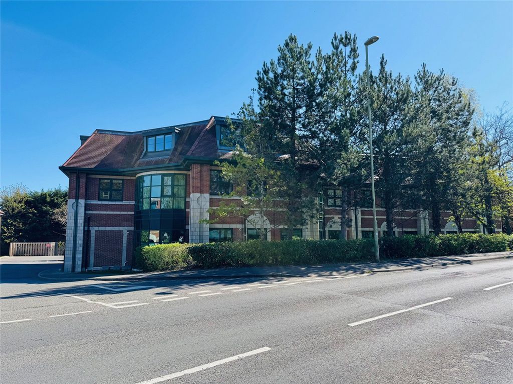 Property photo 1 of 9 Picture No. 15