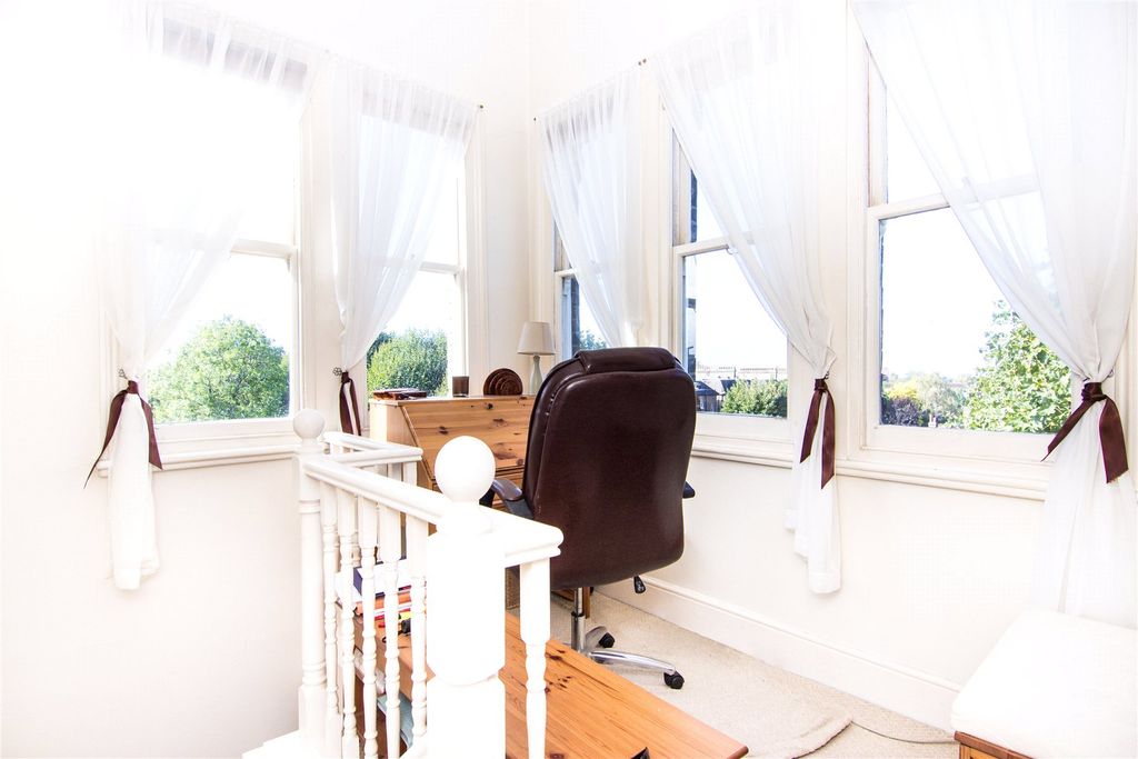 Property photo 2 of 7 Picture No. 03