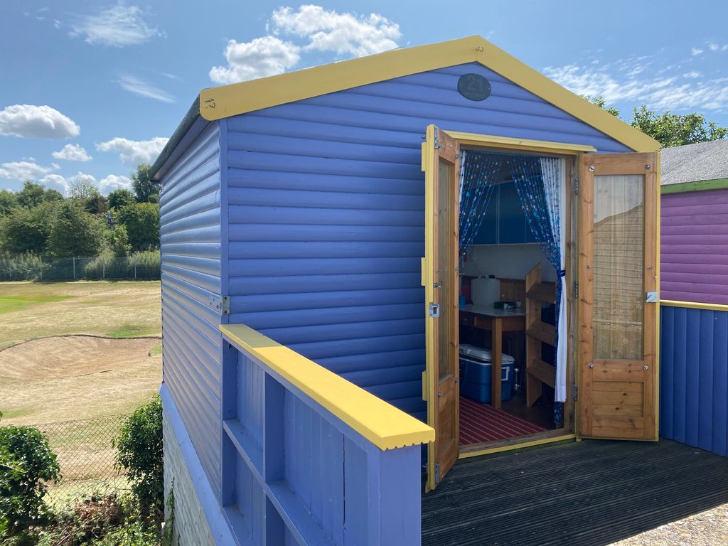 Property photo 1 of 13 6