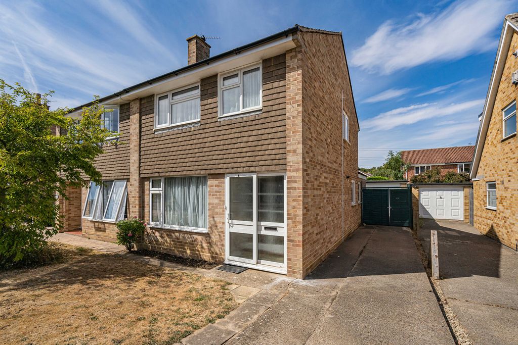 Property photo 1 of 12