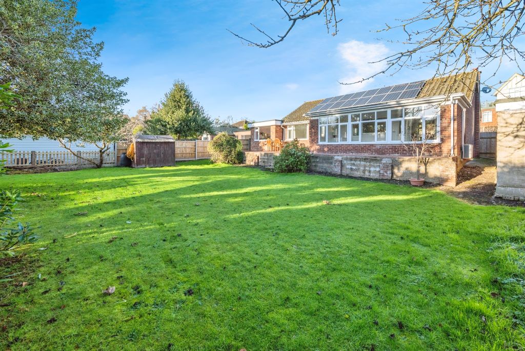 Property photo 2 of 17